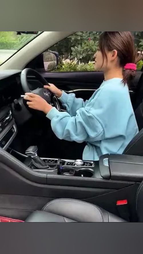 車標車載煙灰缸,再也不用擔心煙灰到處亂飛了 煙灰缸 汽車好物 汽車用品