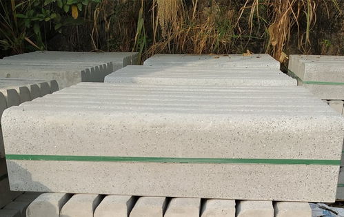 廣州白云混凝土路沿石制作廠及其彩磚產品詳解